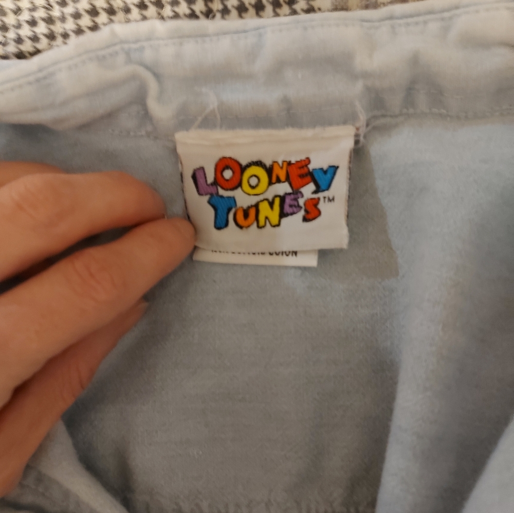 Looney Tunes Shirt 1993 - Picture 7 of 14